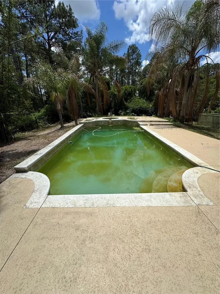 30542 Apricot Avenue Eustis FL 32736