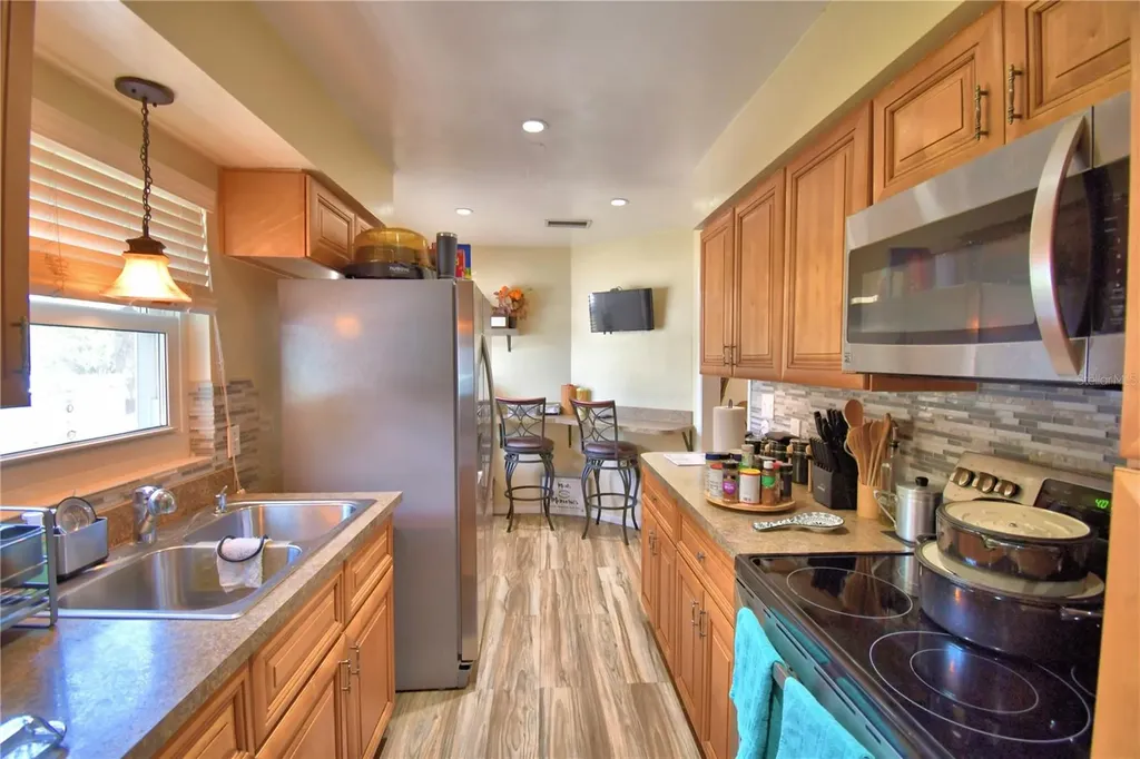 2779 Robinwood Drive Clearwater FL 33759