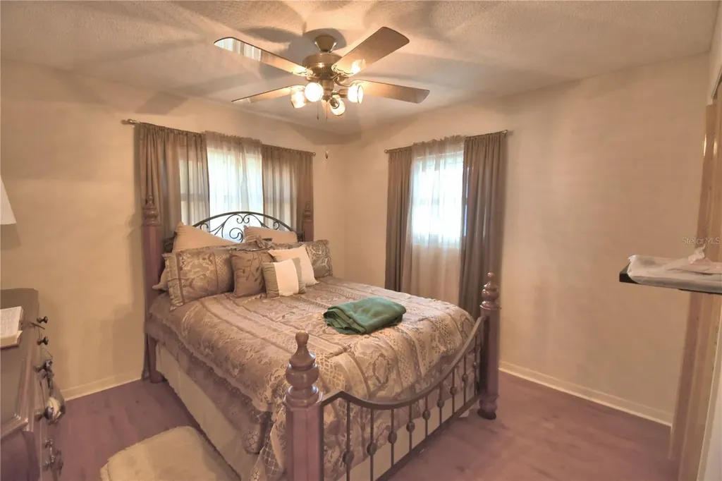 2779 Robinwood Drive Clearwater FL 33759
