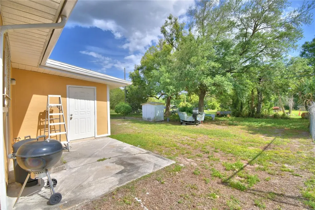 2779 Robinwood Drive Clearwater FL 33759