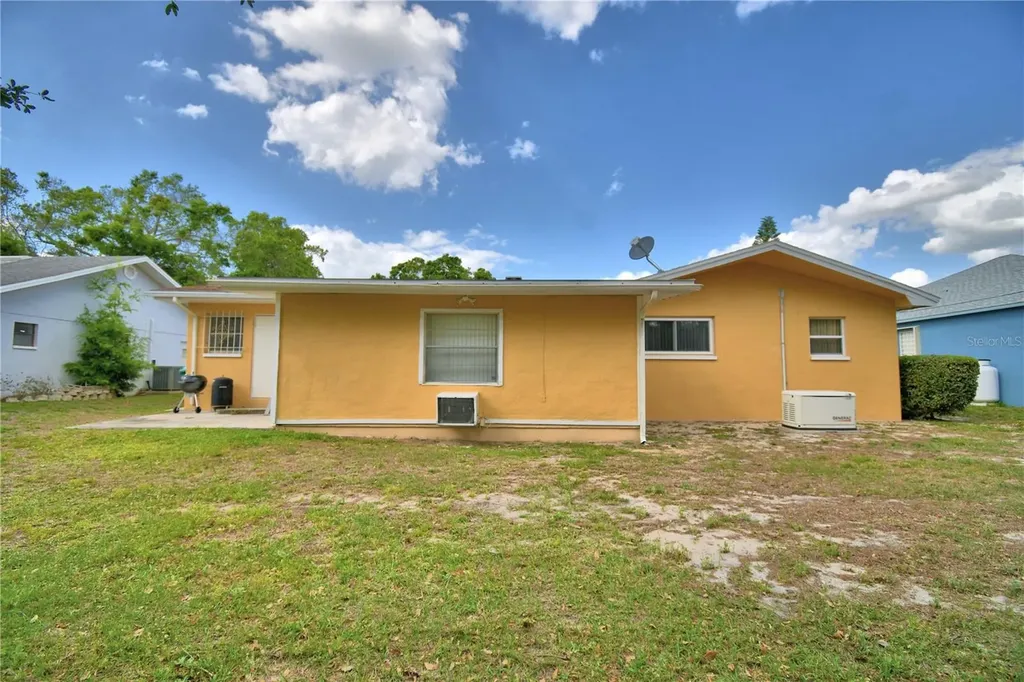 2779 Robinwood Drive Clearwater FL 33759