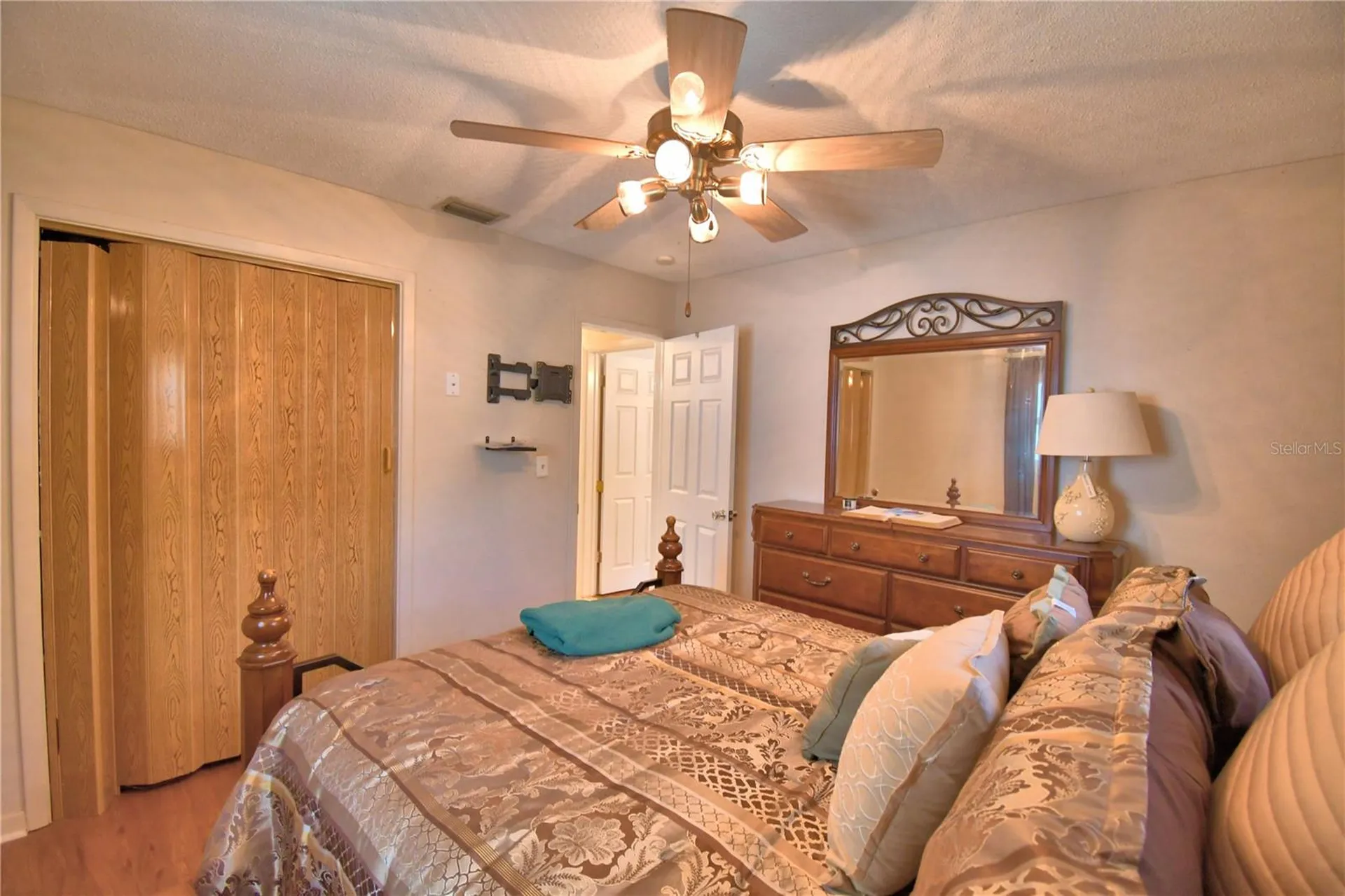 2779 Robinwood Drive Clearwater FL 33759