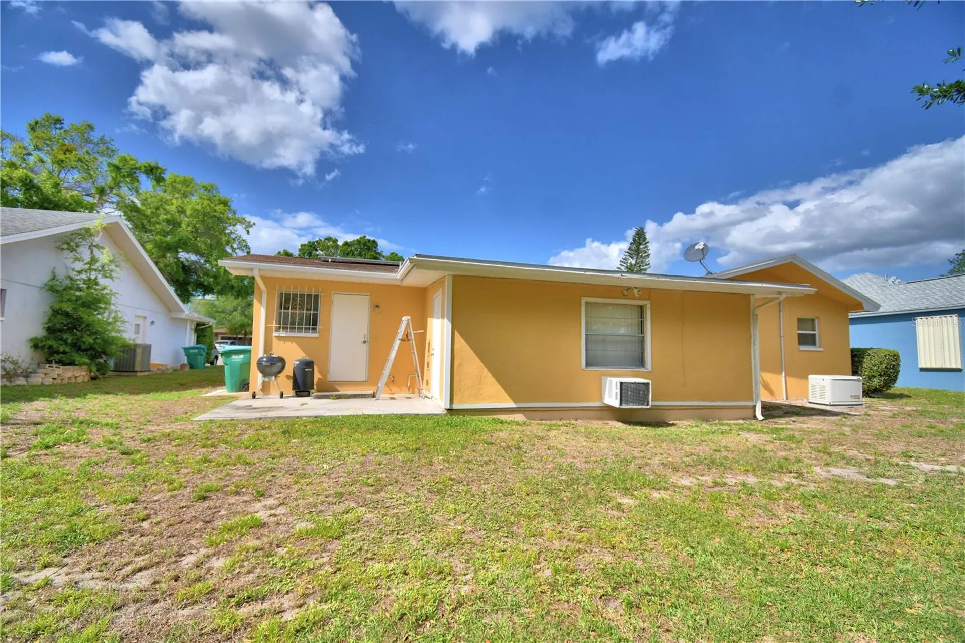 2779 Robinwood Drive Clearwater FL 33759