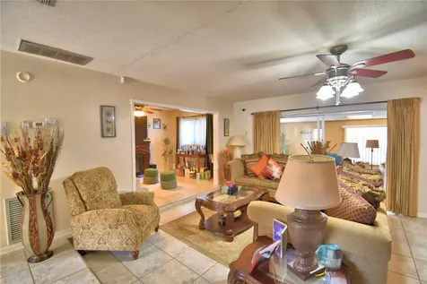 2779 Robinwood Drive Clearwater FL 33759