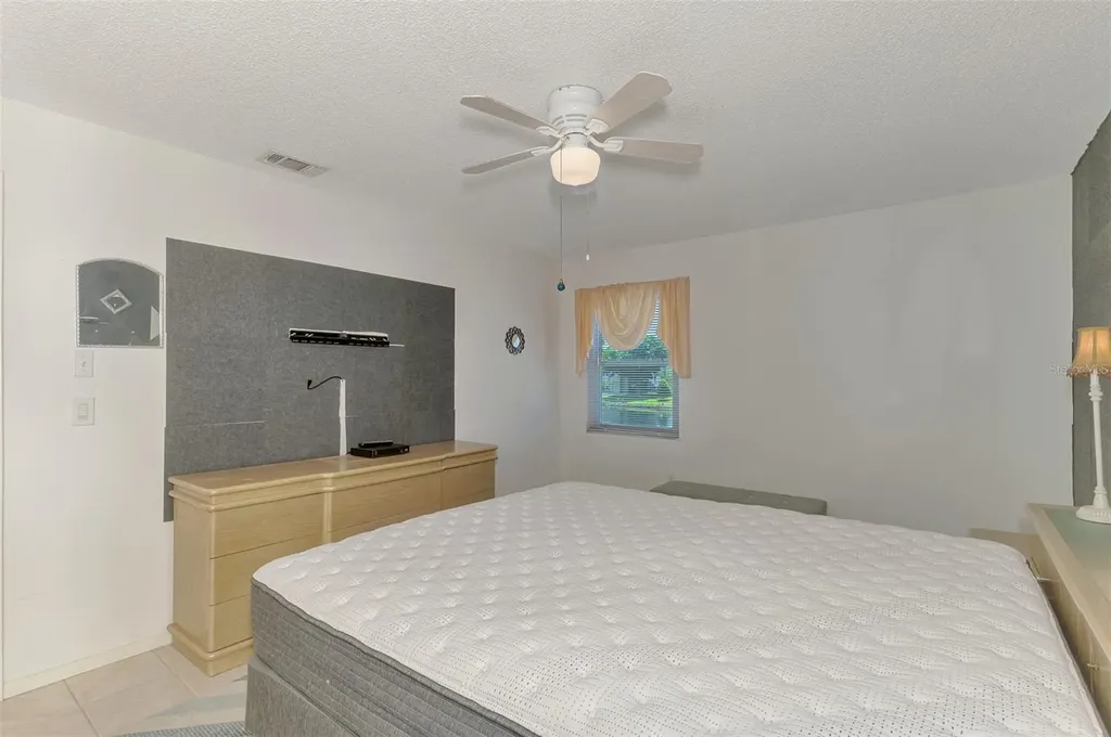 3768 59th Avenue W Bradenton FL 34210