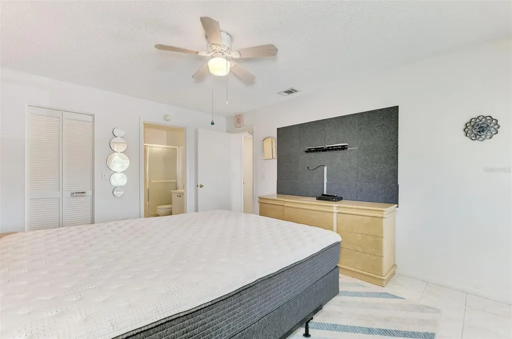 3768 59th Avenue W Bradenton FL 34210
