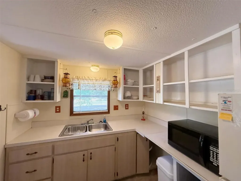 13351 NE 19th Avenue Trenton FL 32693