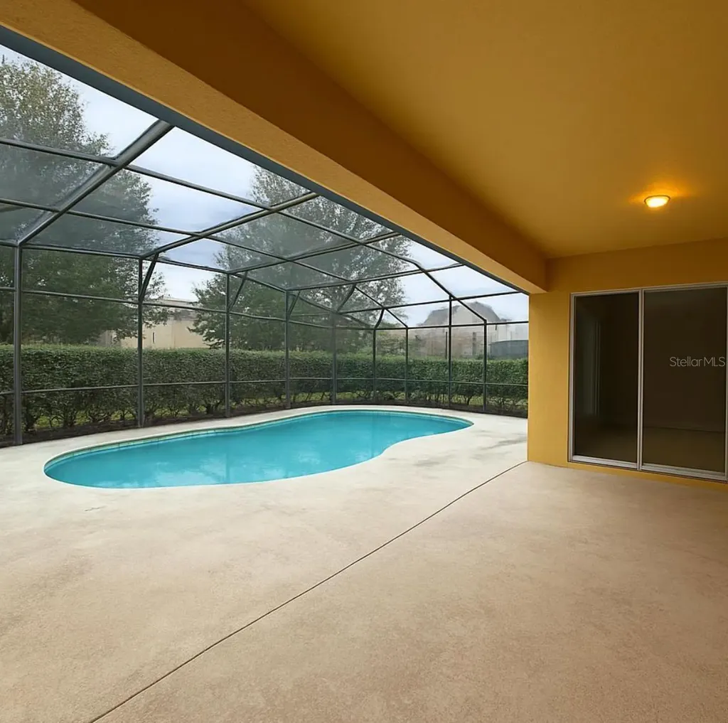 4052 Oaktree Drive Davenport FL 33837