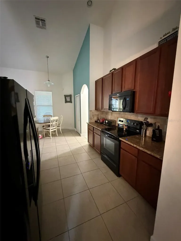 4052 Oaktree Drive Davenport FL 33837
