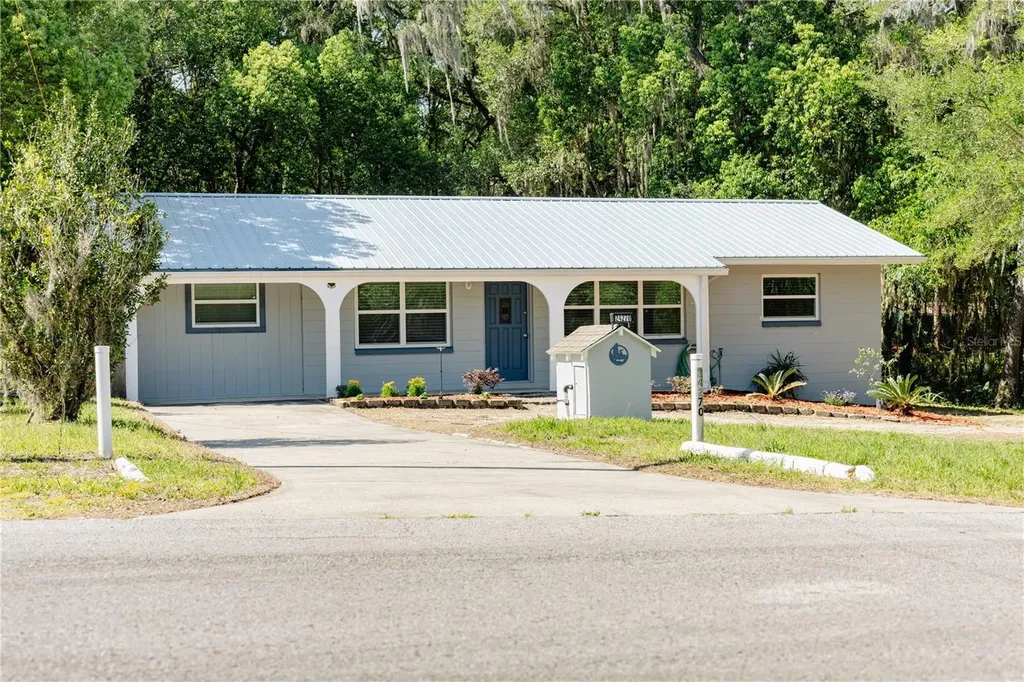 24270 SW Shorewood Drive N Dunnellon FL 34431