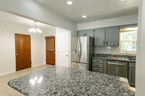 24270 SW Shorewood Drive N Dunnellon FL 34431