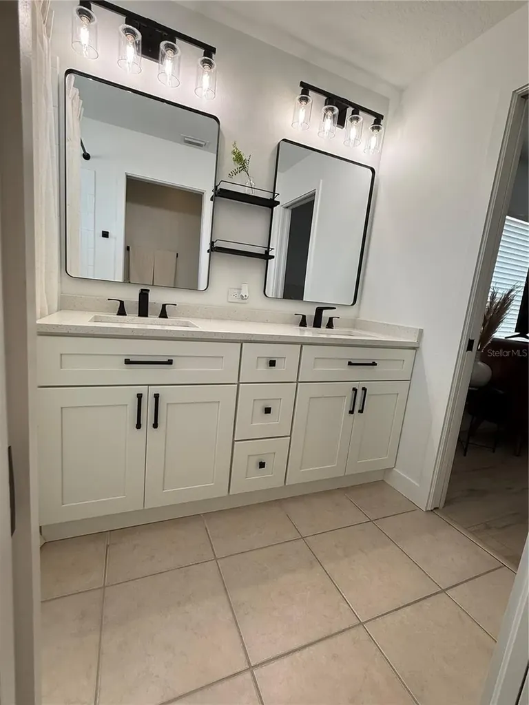 12124 Colonial Estates Lane Riverview FL 33579