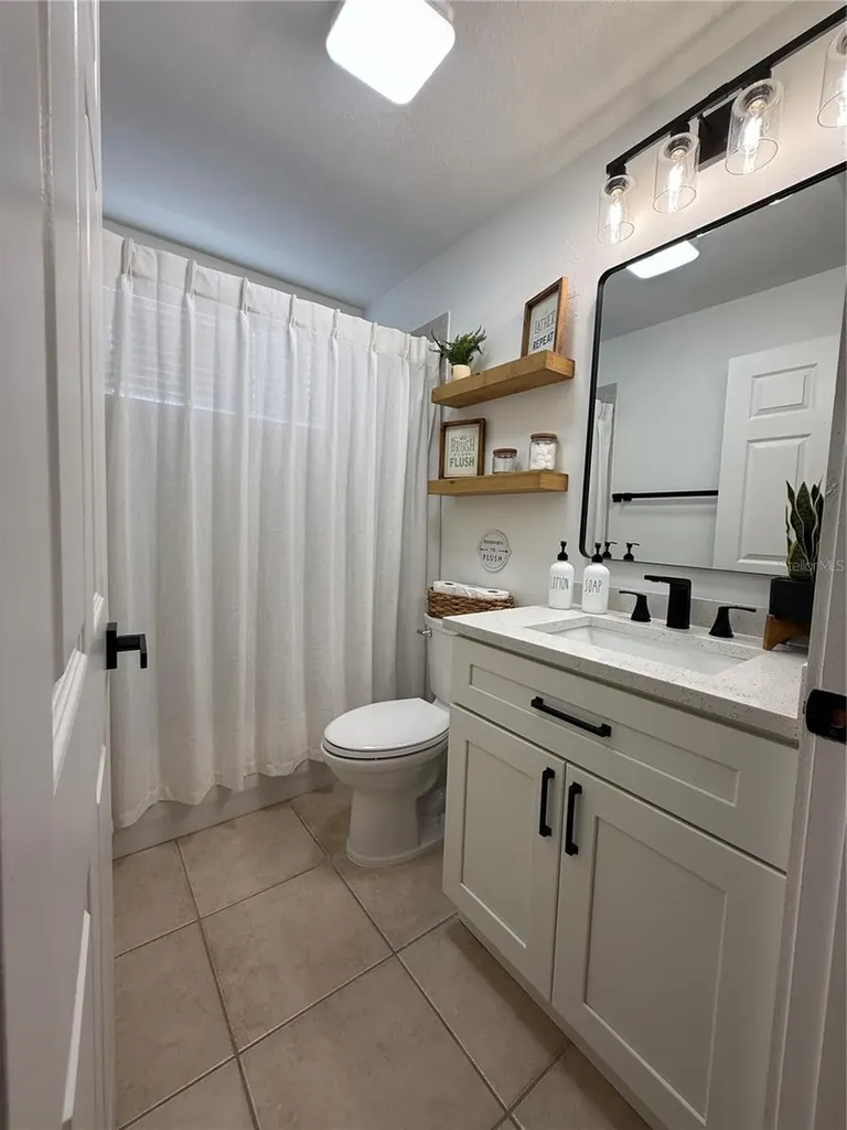 12124 Colonial Estates Lane Riverview FL 33579