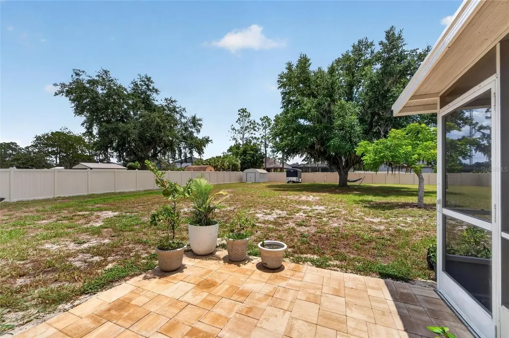 12124 Colonial Estates Lane Riverview FL 33579