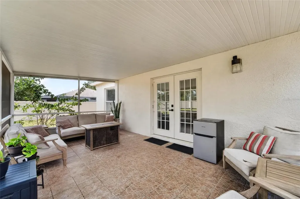 12124 Colonial Estates Lane Riverview FL 33579