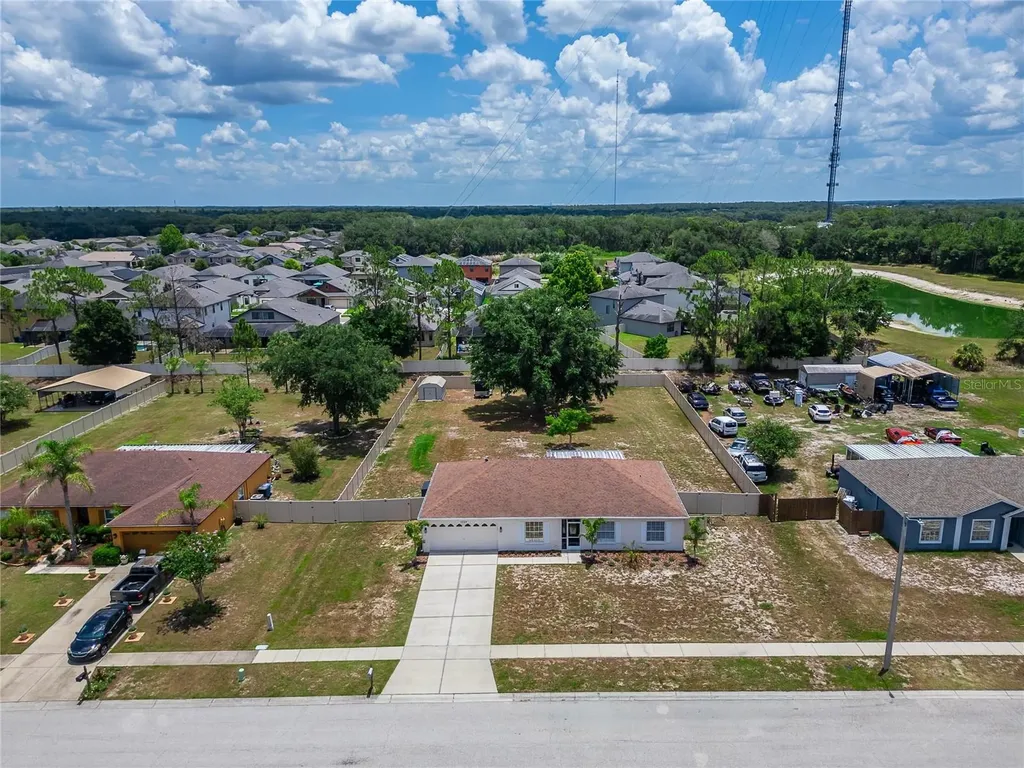 12124 Colonial Estates Lane Riverview FL 33579