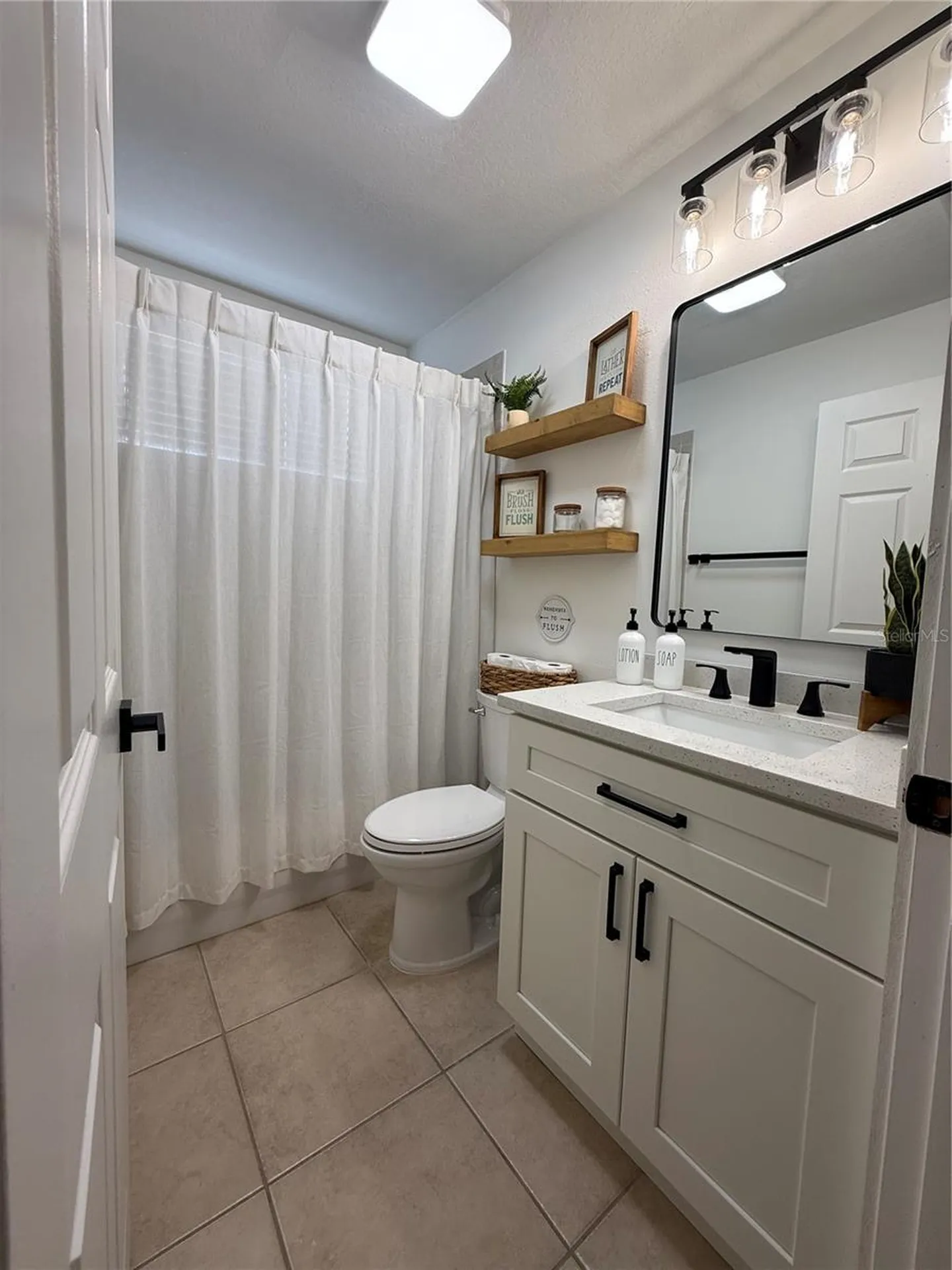 12124 Colonial Estates Lane Riverview FL 33579