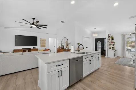 12124 Colonial Estates Lane Riverview FL 33579
