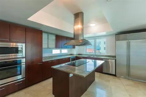1052 Ashford Avenue San Juan PR 00907