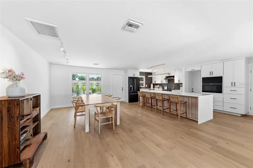 2513 Croton Avenue Sarasota FL 34239