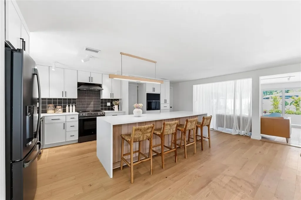 2513 Croton Avenue Sarasota FL 34239