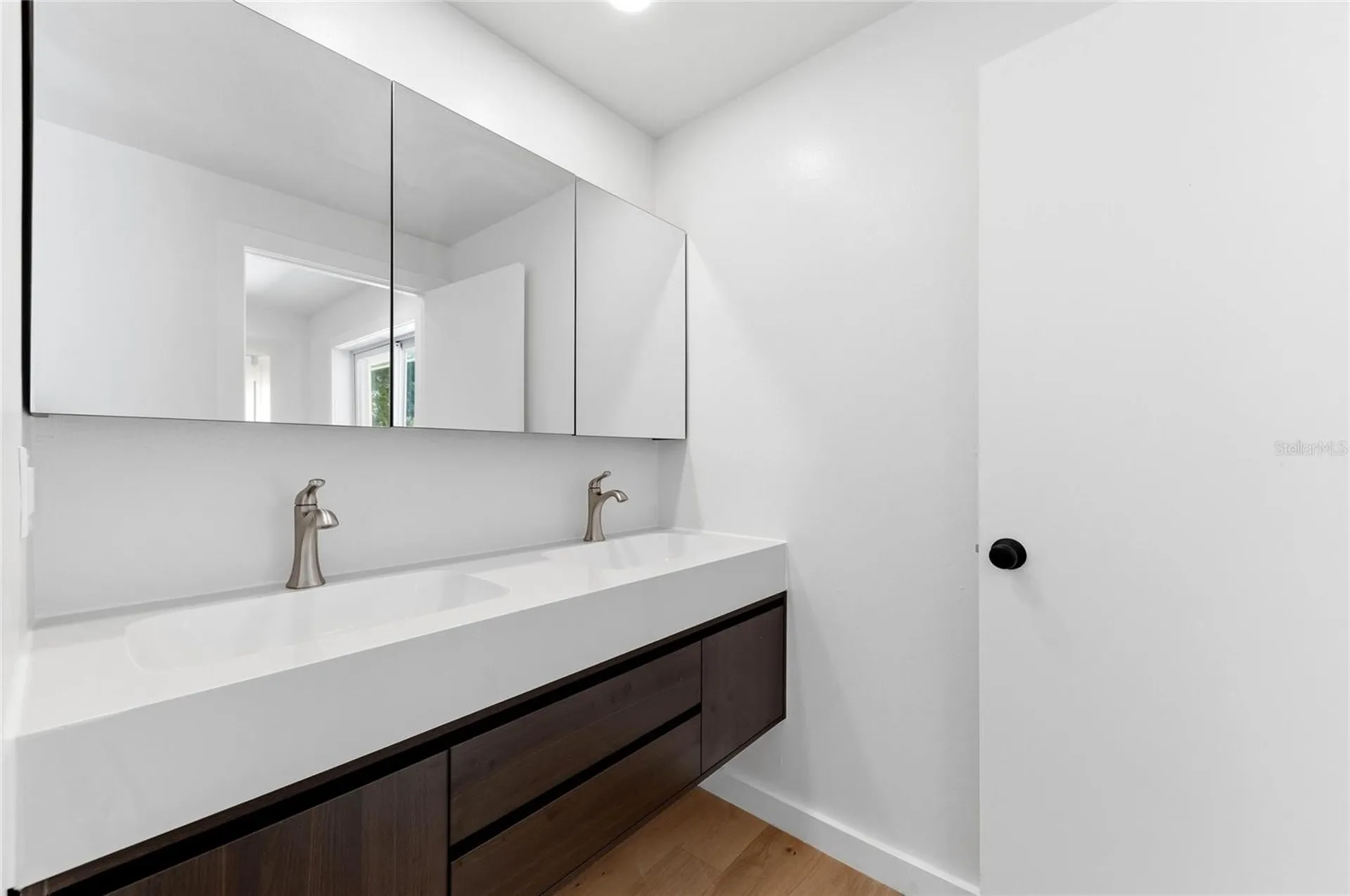 2513 Croton Avenue Sarasota FL 34239