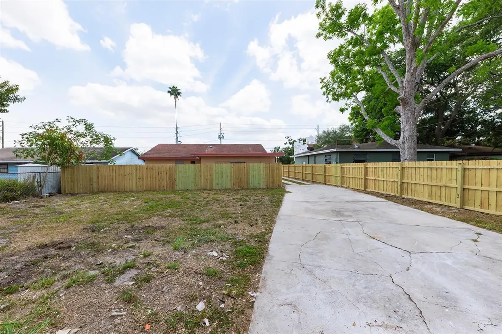 902 Marshall Street Clearwater FL 33755