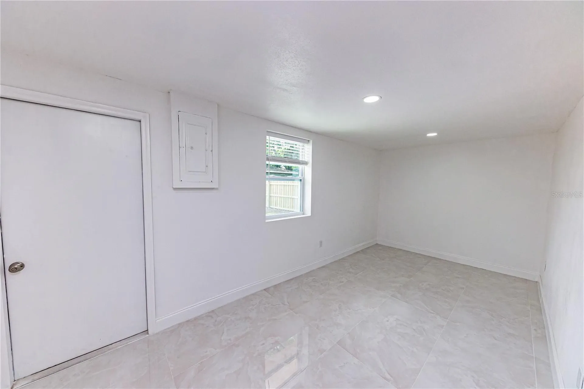 902 Marshall Street Clearwater FL 33755