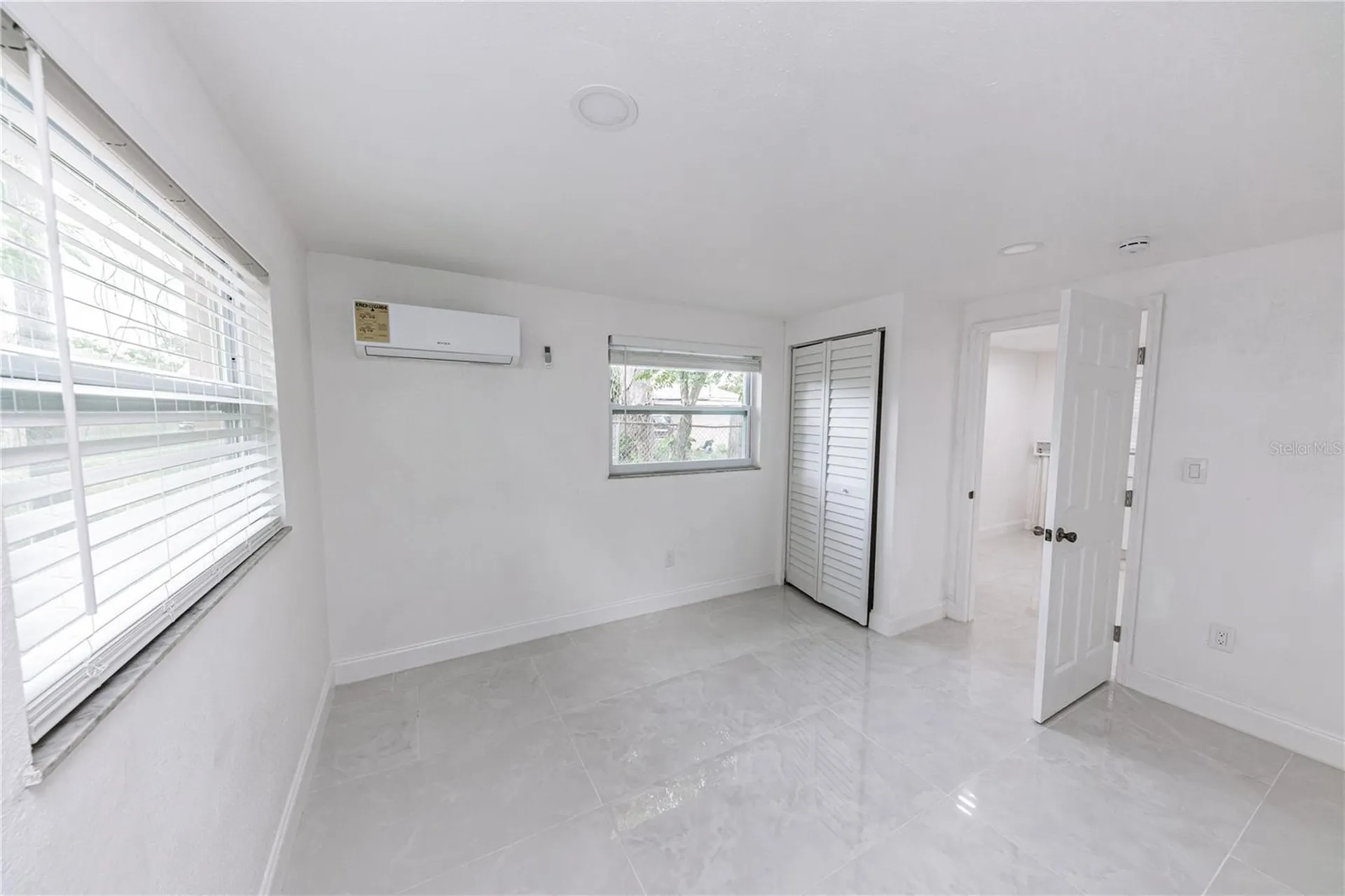 902 Marshall Street Clearwater FL 33755