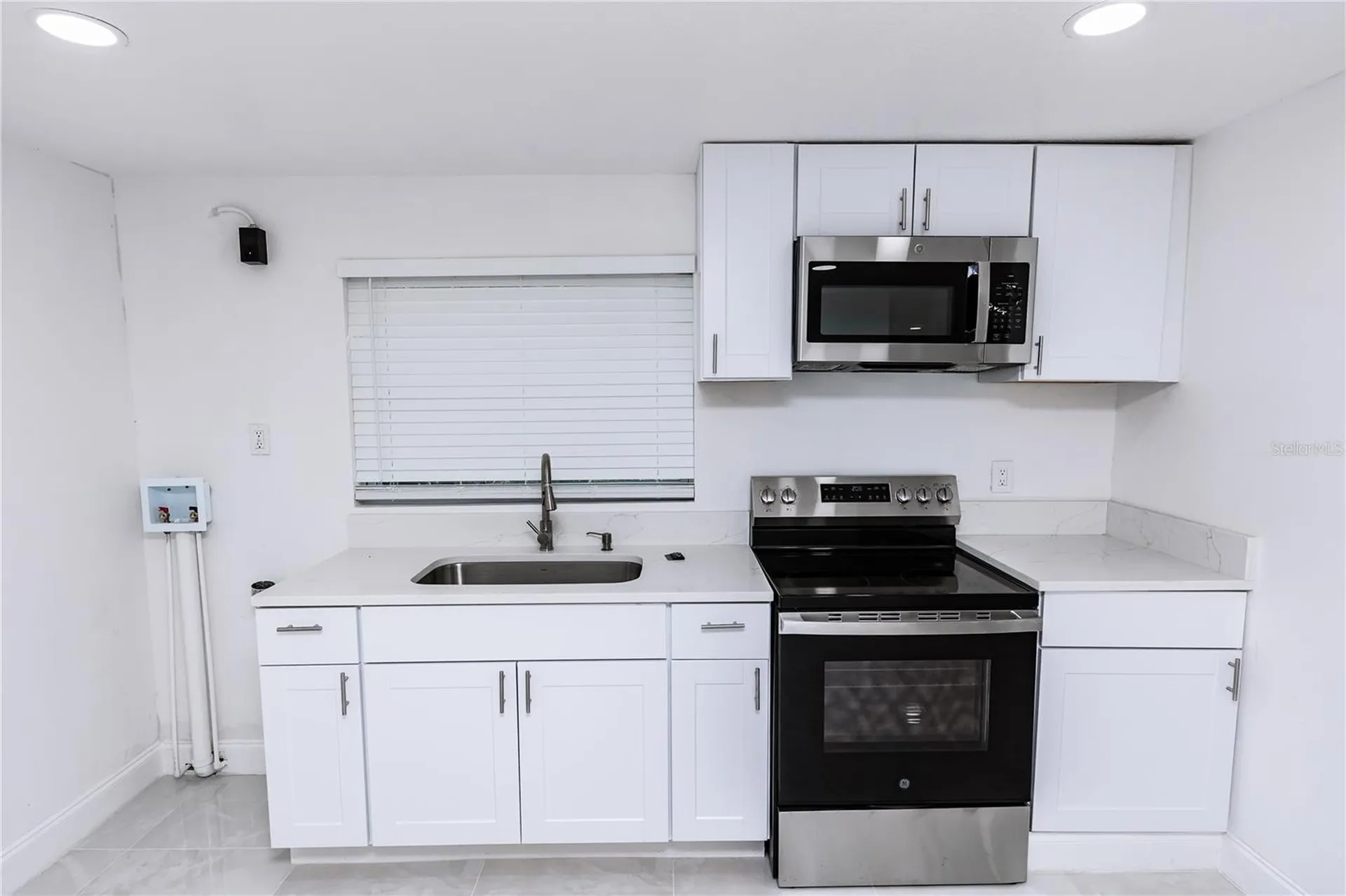 902 Marshall Street Clearwater FL 33755