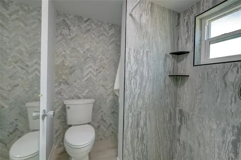 3024 Chase Circle Sarasota FL 34231