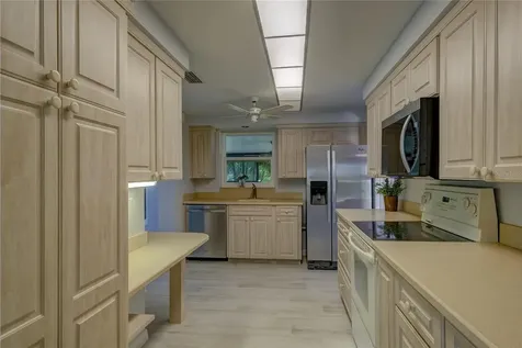 3024 Chase Circle Sarasota FL 34231