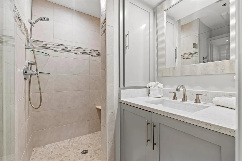 615 Dream Island Place Longboat Key FL 34228
