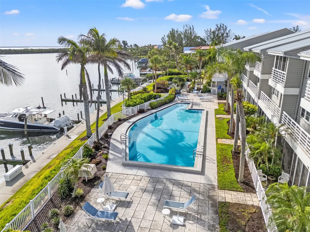 615 Dream Island Place Longboat Key FL 34228
