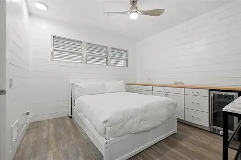 615 Dream Island Place Longboat Key FL 34228