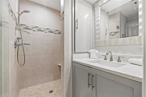615 Dream Island Place Longboat Key FL 34228