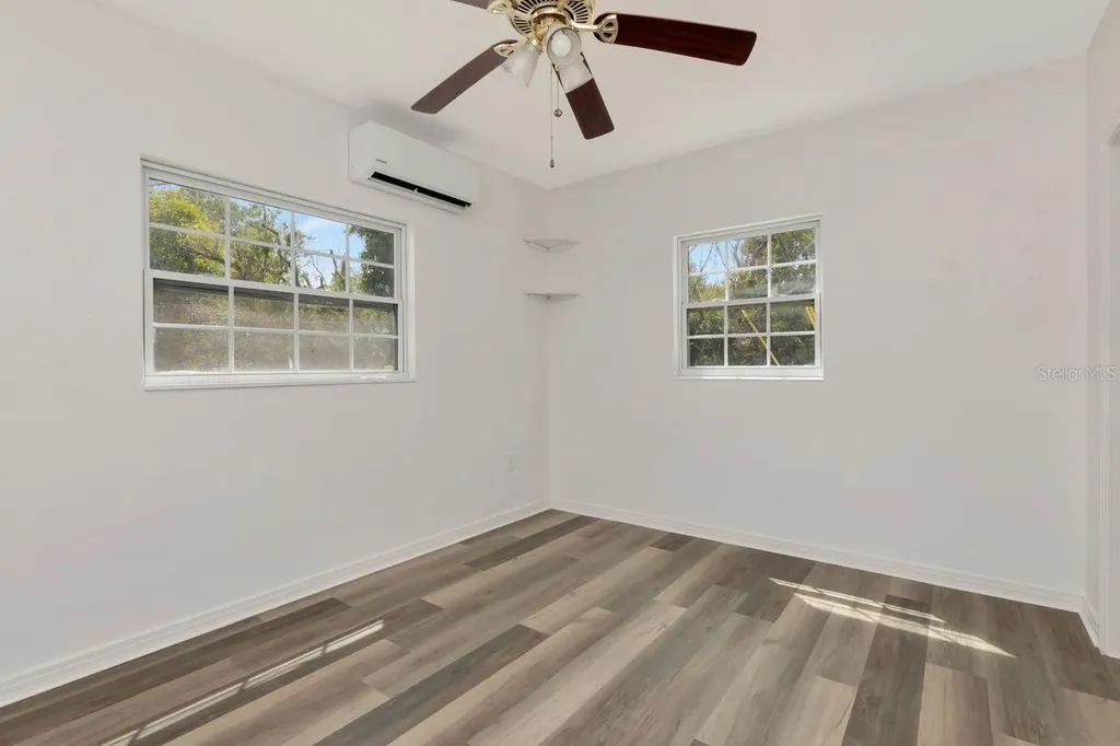 4939 Haines Road N St Petersburg FL 33714