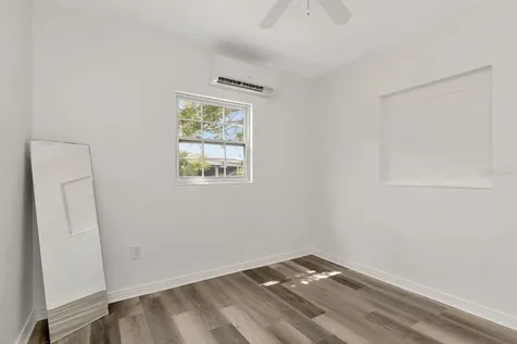 4939 Haines Road N St Petersburg FL 33714