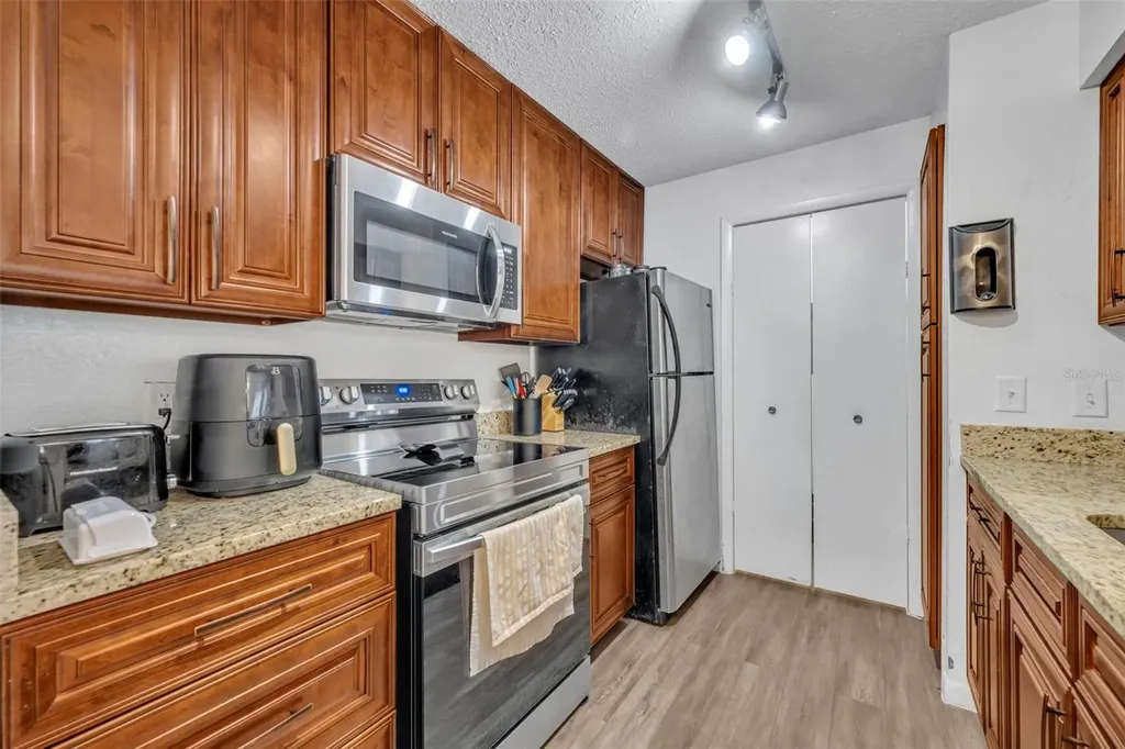 5600 Devonbriar Way Orlando FL 32822
