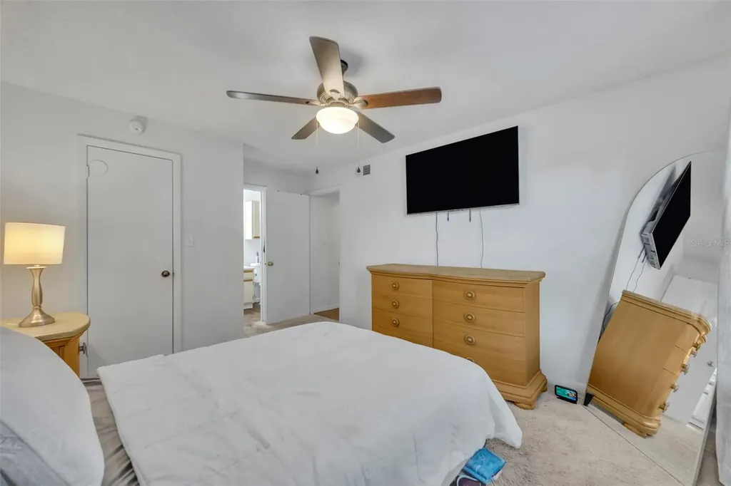 5600 Devonbriar Way Orlando FL 32822