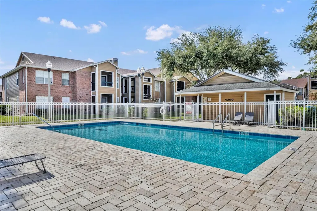 5600 Devonbriar Way Orlando FL 32822