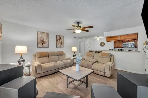 5600 Devonbriar Way Orlando FL 32822