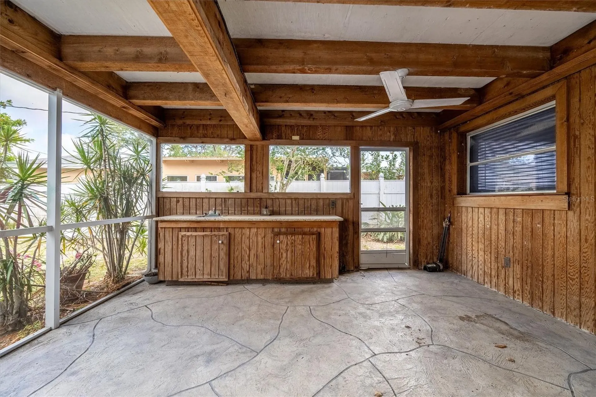 7464 Cass Circle Sarasota FL 34231