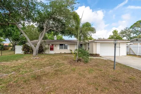 7464 Cass Circle Sarasota FL 34231