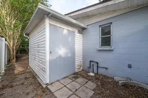 7464 Cass Circle Sarasota FL 34231