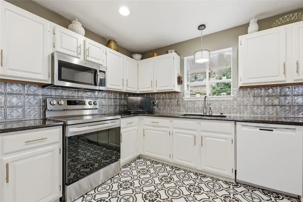 9702 SW 52nd Lane Gainesville FL 32608