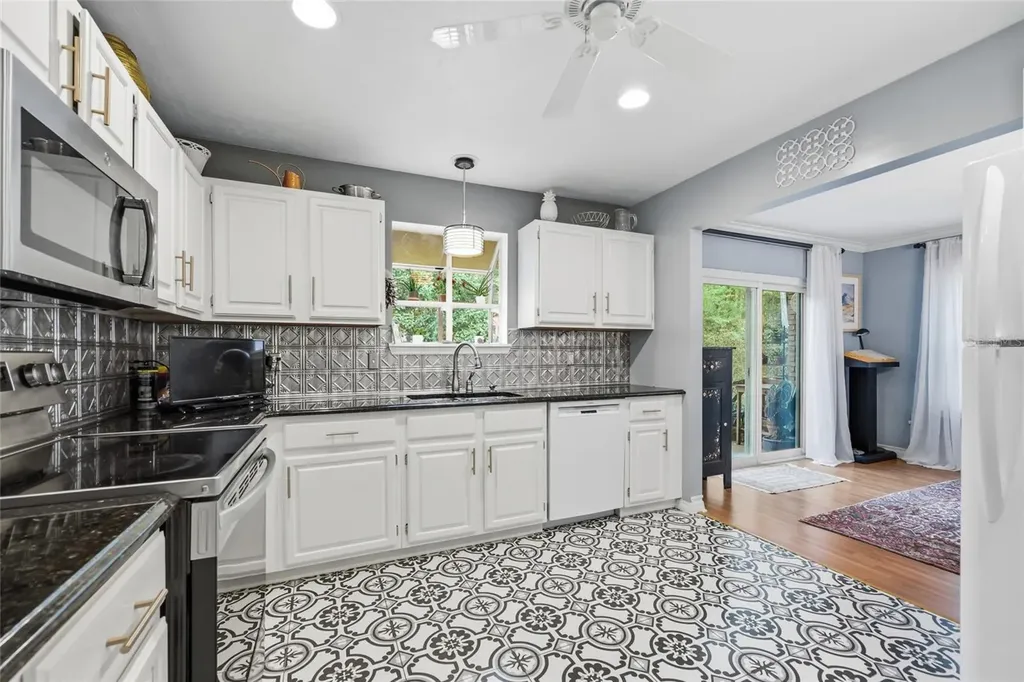 9702 SW 52nd Lane Gainesville FL 32608