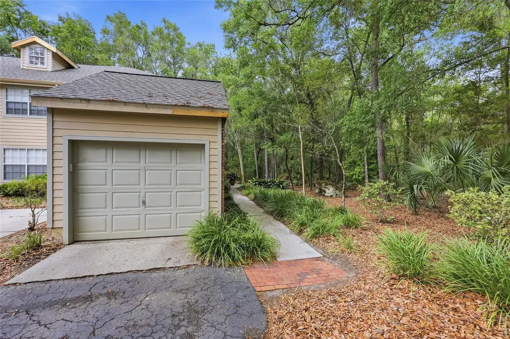 9702 SW 52nd Lane Gainesville FL 32608