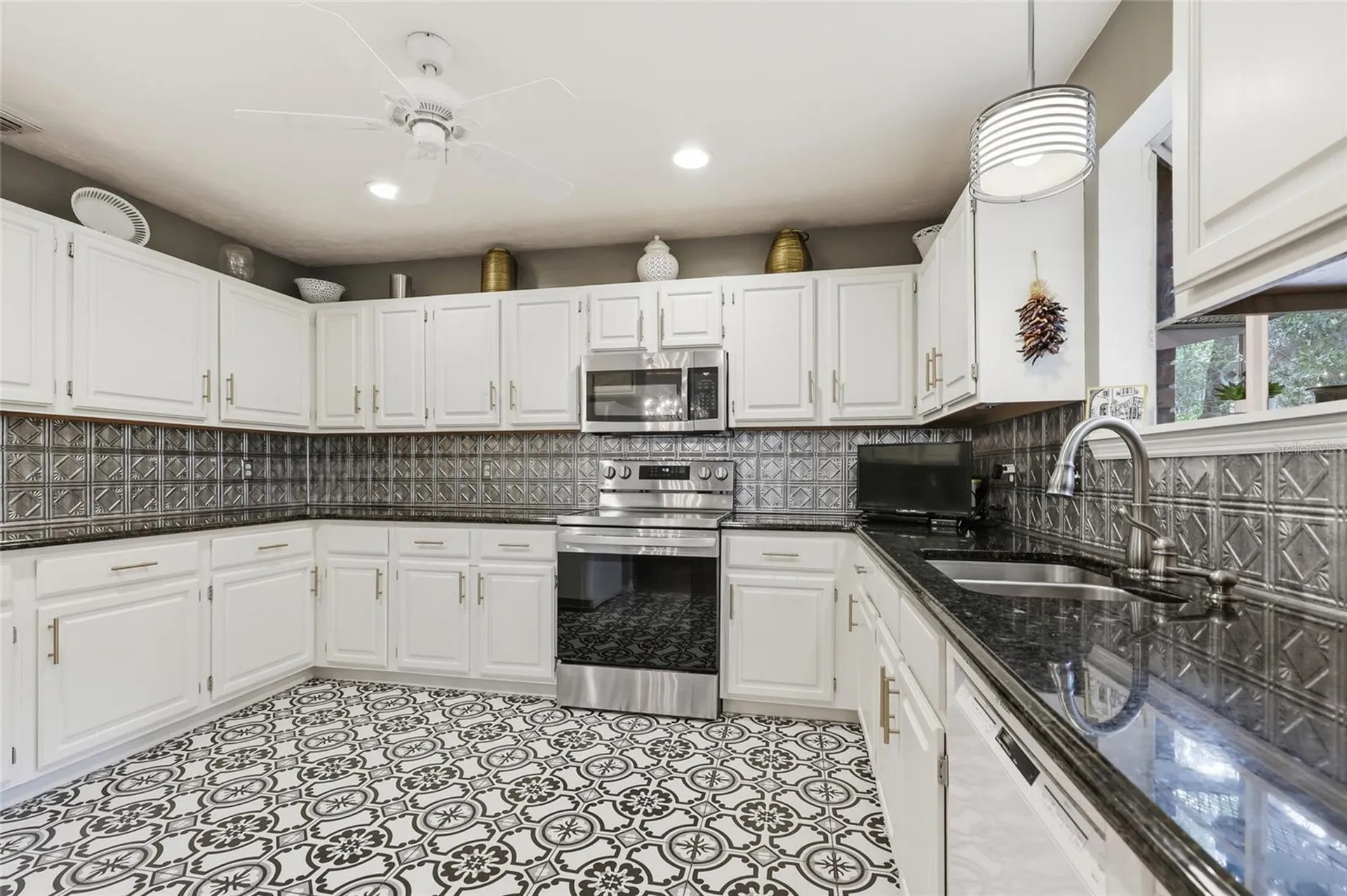 9702 SW 52nd Lane Gainesville FL 32608