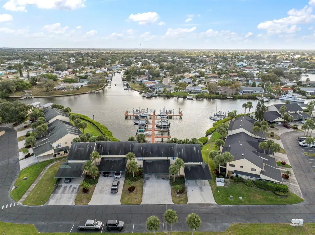 634 Yardarm Drive Apollo Beach FL 33572